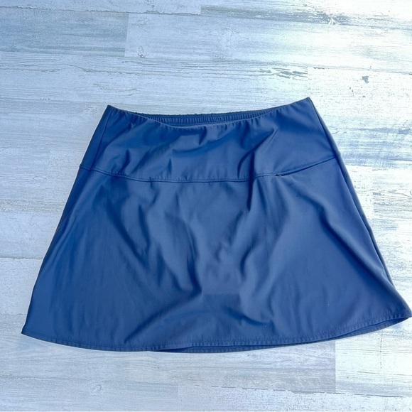 $124 Miraclesuit Fit & Flair Tummy Control Swim Skirt Sz 14 Black Zip Pocket - Picture 12 of 16